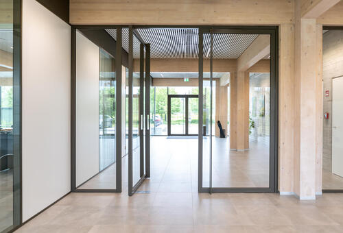 Van Laere HQ